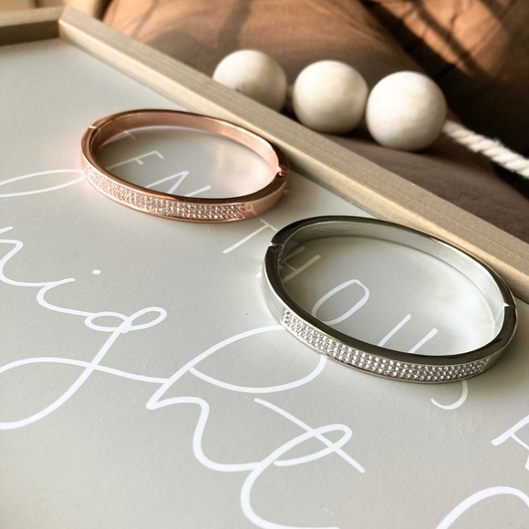 Silver Cubic Zirconia Cuff Bracelet Bangle - Picture 4 of 6